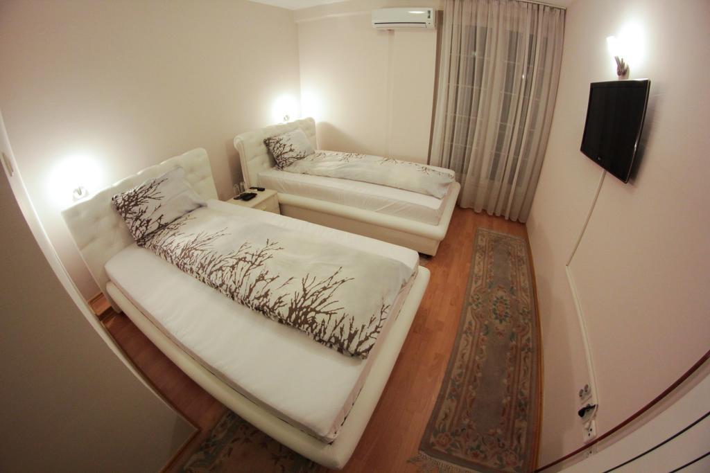 Hotel Fontana Зеница Стая снимка