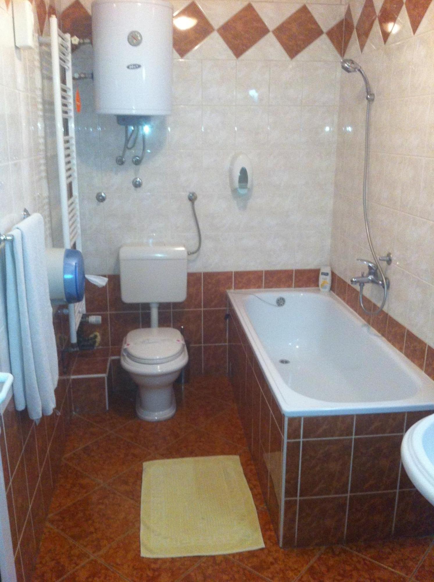 Hotel Fontana Зеница Екстериор снимка