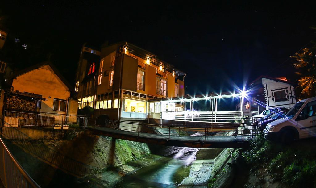 Hotel Fontana Зеница Екстериор снимка