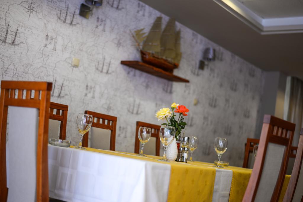 Hotel Fontana Зеница Екстериор снимка