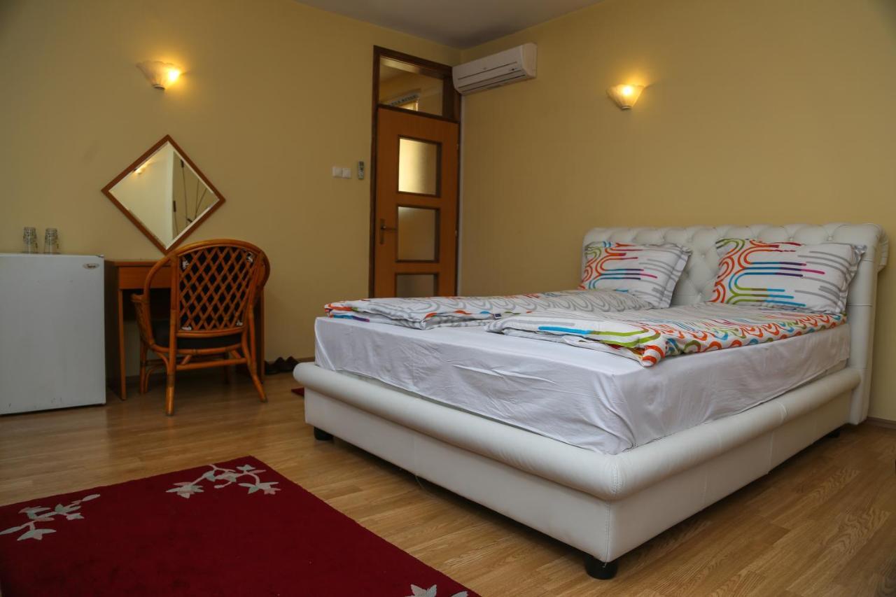 Hotel Fontana Зеница Екстериор снимка