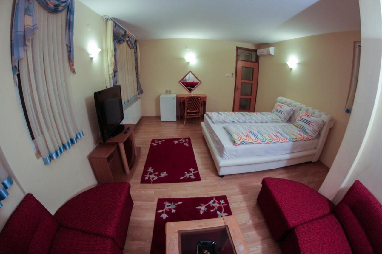 Hotel Fontana Зеница Екстериор снимка