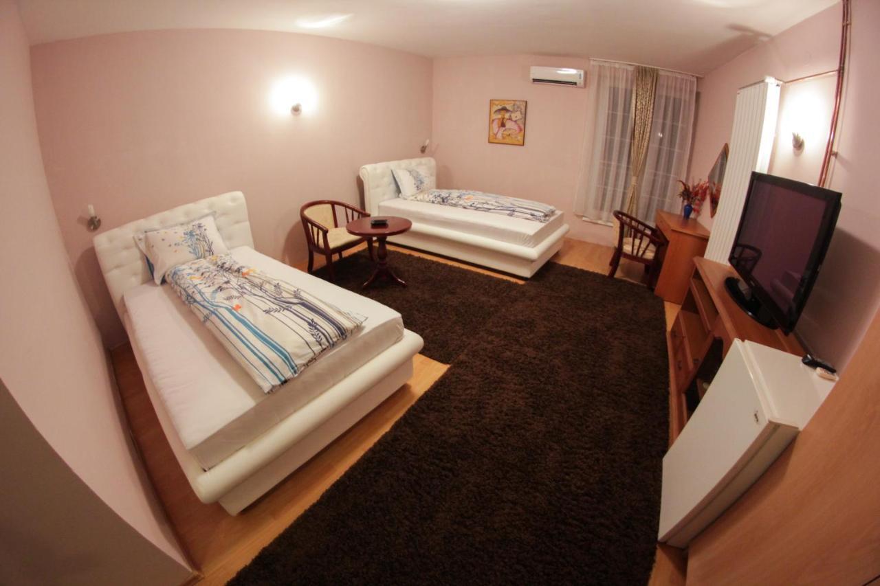 Hotel Fontana Зеница Екстериор снимка
