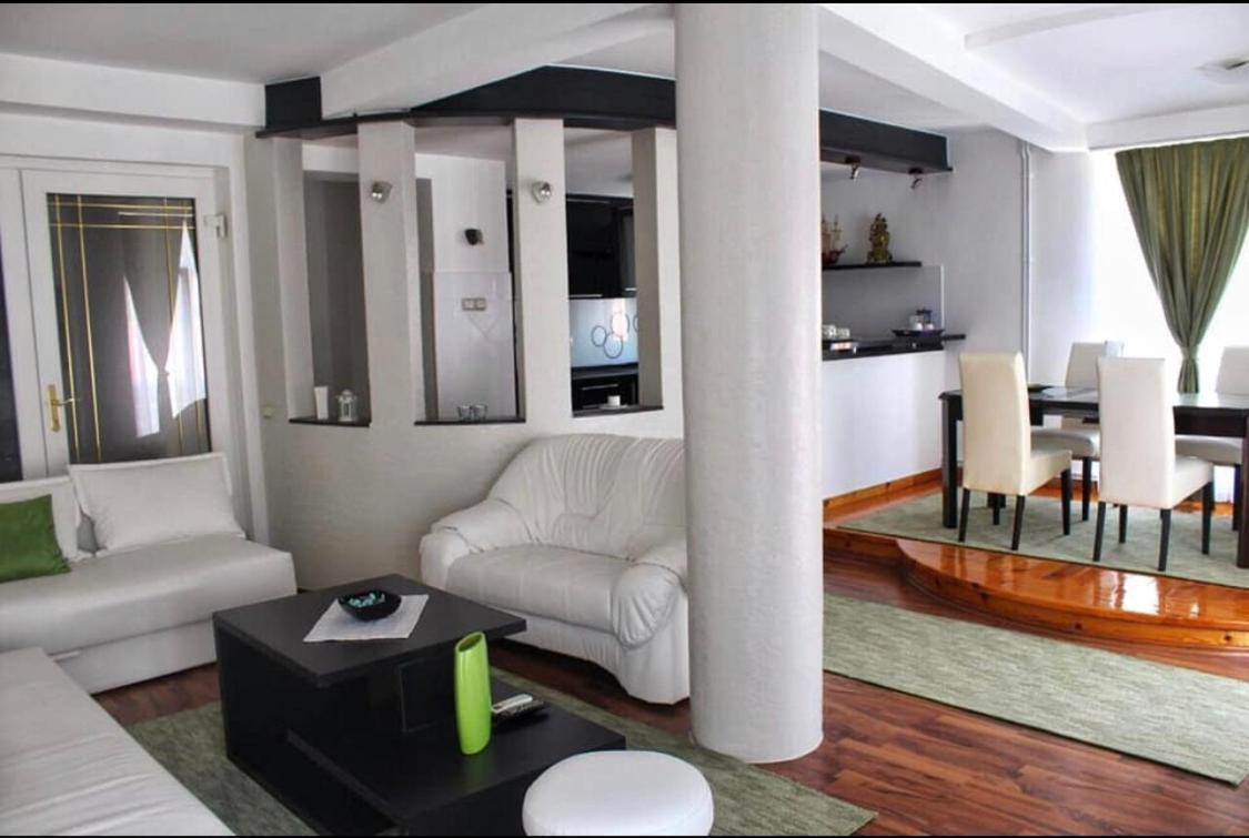 Hotel Fontana Зеница Екстериор снимка